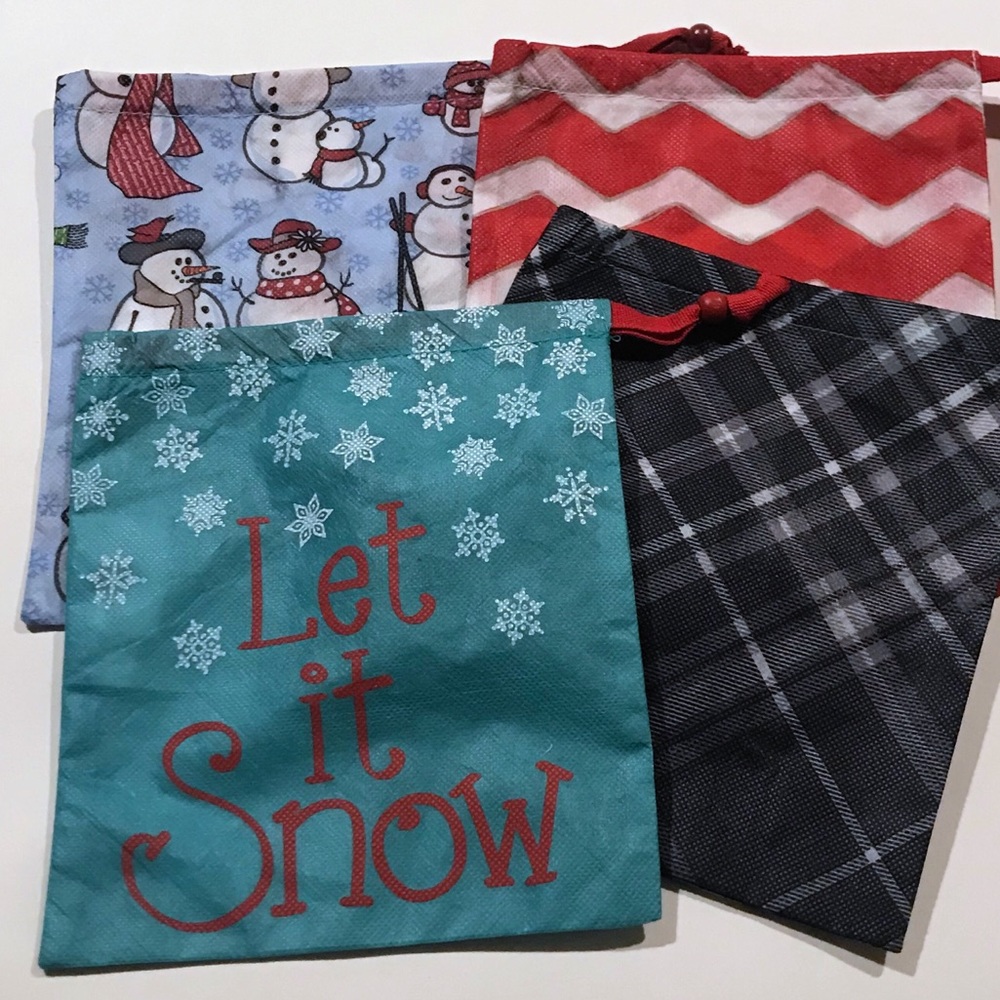 Thirty-one Timeless Memories Pouches set